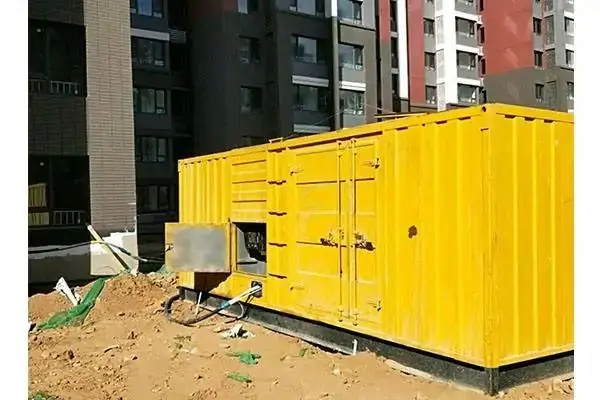 三门峡发电机租赁中燃油压力过低会对发动机的哪些部件造成损坏？